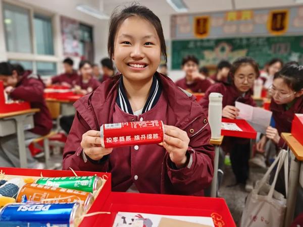 戰(zhàn)鼓催征 青春?jiǎn)⒑?(3)