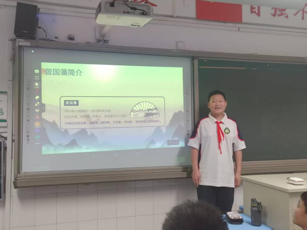 傳承經(jīng)典潤(rùn)心田，修身立德向未來 (6)