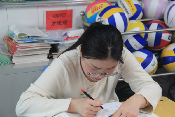 七初東校區(qū)一場別開生面的教學(xué)相長正式拉開序幕 (6)
